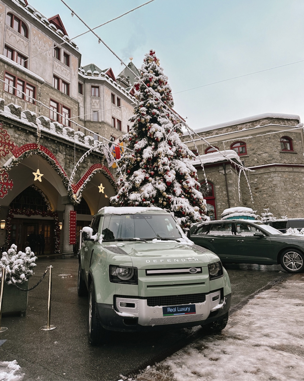 Winter holidays in St. Moritz with the Range Rover Defender